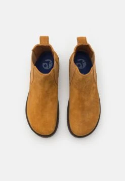 Birkenstock Highwood Slipon Leve Narrow Fit - Korte Laarzen - Tan -Birkenstock Schoen 1984038fa35f488ea5a5fd1eb8eb7802