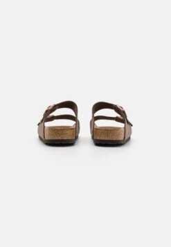 Birkenstock Arizona Vegan Unisex - Pantoffels - Mocca -Birkenstock Schoen 2162e1f9f5c045e291316189b27f30d6