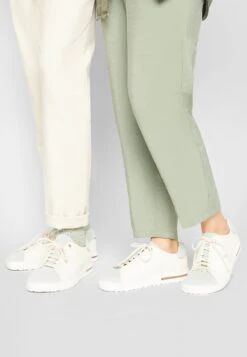 Birkenstock Bend Low Decon Pop LenaEggshell/Matcha - Sneakers Laag - Eggshell/Matcha -Birkenstock Schoen 269e8a5b202042bea4be660d3e5392d0