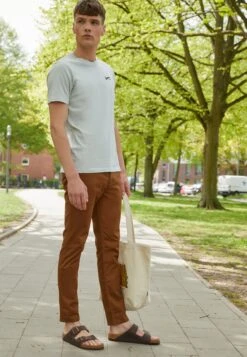 Birkenstock Arizona- Pantoffels - Brown -Birkenstock Schoen 3b930dcd3a28407280d7d17e35a4855c