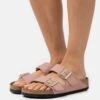 Birkenstock Arizona Regular - Pantoffels - Old Rose 1 Birkenstock Arizona Regular - Pantoffels - Old Rose -Birkenstock Schoen 415d175e7384413e94c337c03b88ac44