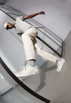 Birkenstock Bend Low Decon Pop LenaEggshell/Matcha - Sneakers Laag - Eggshell/Matcha