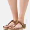 Birkenstock Gizeh Braided Fl Regular - Pantoffels - Cognac -Birkenstock Schoen 8083d0fb30764eebba54d152ffa1c0b0