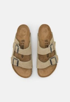 Birkenstock Arizona - Pantoffels - Desert Buck Faded Khaki -Birkenstock Schoen 86a6677f70e0475983e1ba22fb8652f8