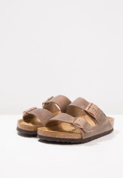 Birkenstock Arizona - Pantoffels - Tabacco Brown 10 Birkenstock Arizona - Pantoffels - Tabacco Brown -Birkenstock Schoen 89896aea92dc4b57835e769c377a1fdd