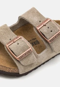 Birkenstock Arizona Kids Unisex - Pantoffels - Taupe -Birkenstock Schoen 89ef1a02cafd45d69ef1bd79ed4581e8