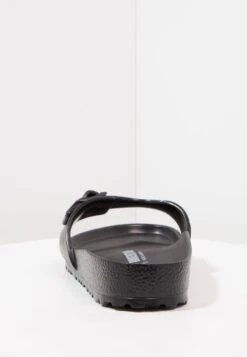 Birkenstock Madrid - Badslippers - Black -Birkenstock Schoen 93fdbdc641d94205a1b9d3a0c6dd1252