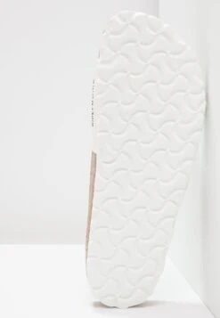 Birkenstock Madrid Bf Narrow - Muiltjes - White -Birkenstock Schoen 9966c78e06054dc18ce60c60f0457a80