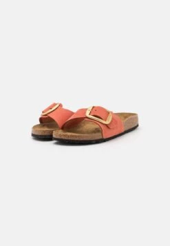 Birkenstock Madrid Big Buckle- Muiltjes - Mars Red 10 Birkenstock Madrid Big Buckle- Muiltjes - Mars Red -Birkenstock Schoen 9d7a3ee0c0904b97880ffd37d3674000