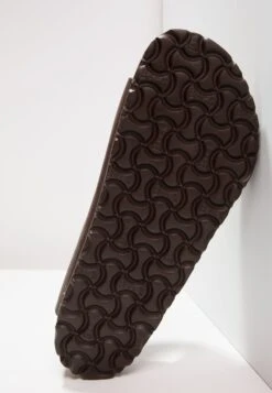 Birkenstock Arizona - Pantoffels - Dark Brown 12 Birkenstock Arizona - Pantoffels - Dark Brown -Birkenstock Schoen a8d5375e62ff419588cd35ebef947762