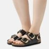 Birkenstock Milano Big Buckle Narrow Fit - Sandalen - High Shine Black -Birkenstock Schoen ad4fdfaa34ba4dcfa842897f6d0d13fc