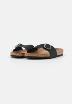 Birkenstock Madrid Earthy Vegan Regular Fit - Muiltjes - Black 10 Birkenstock Madrid Earthy Vegan Regular Fit - Muiltjes - Black -Birkenstock Schoen be4df8e41a9b4f958dc3470060a39ad5