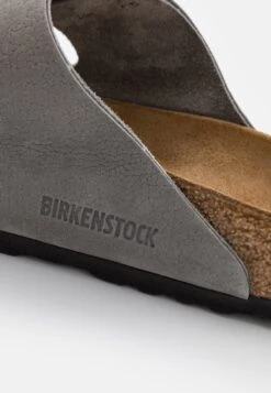 Birkenstock Arizona - Pantoffels - Desert/Whale Gray 13 Birkenstock Arizona - Pantoffels - Desert/Whale Gray -Birkenstock Schoen bfe9506e894e4a06b28987fed6c58701
