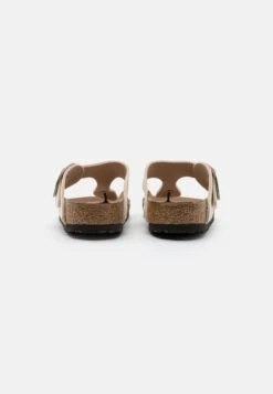 Birkenstock Gizeh Regular - Muiltjes - Eggshell -Birkenstock Schoen c1abacbaf2664515b8a85af040c42061