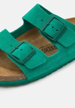 Birkenstock Arizona Unisex - Pantoffels - Digital Green -Birkenstock Schoen c22f7ed3c73341d1b0e6d61321af28f9