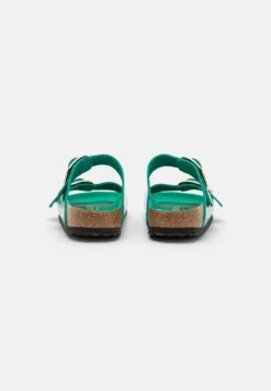 Birkenstock Arizona Lena Narrow - Muiltjes - Green 11 Birkenstock Arizona Lena Narrow - Muiltjes - Green -Birkenstock Schoen c40bd43c8c3f4036a5c357334836bb80