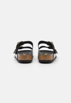 Birkenstock Arizona Lena- Pantoffels - High Shine Black 11 Birkenstock Arizona Lena- Pantoffels - High Shine Black -Birkenstock Schoen c83efdd4ed9a4f3caf79d3958b1005a3