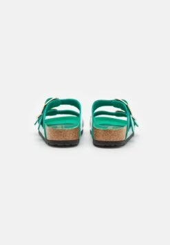 Birkenstock Arizona- Pantoffels - High Shine Green 15 Birkenstock Arizona- Pantoffels - High Shine Green -Birkenstock Schoen d7f14dae159b433299a2235daa12abb2