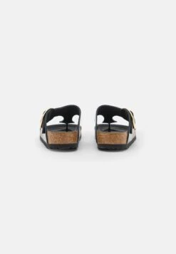 Birkenstock Gizeh Big Buckle Regular - Teensandalen - Black -Birkenstock Schoen d88443dd039d4561866fa075371233c4