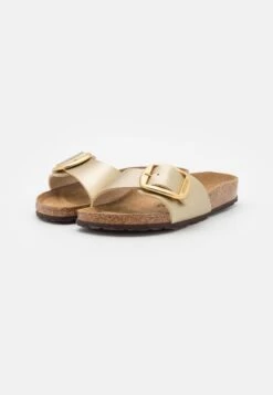 Birkenstock Madrid Big Buckle Narrow Fit - Pantoffels - Metallic Gold -Birkenstock Schoen de807230434a4443a48bc6adc6a4de2d