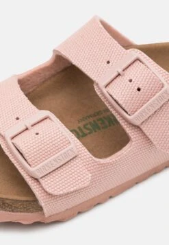 Birkenstock Arizona Kids Vegan - Muiltjes - Soft Pink 13 Birkenstock Arizona Kids Vegan - Muiltjes - Soft Pink -Birkenstock Schoen e6f1e687250247b8a846a1ac5593b59e