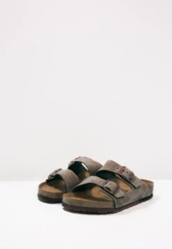 Birkenstock Arizona - Pantoffels - Taupe 10 Birkenstock Arizona - Pantoffels - Taupe -Birkenstock Schoen f4cab24d7c674902afa02e045b4ebae6